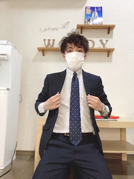 「アイテム（ネクタイ、ブルー系）」を使った、𝐖𝐨𝐨𝐝𝐲🌙さん（メンズ・168cm）の春コーディネート