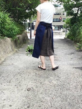 「アイテム（デニムスカート、ブラウン系）」を使った、note et silence.さん（レディース・160cm）の夏コーディネート