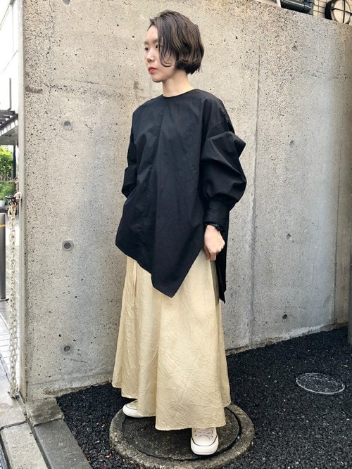 note et silence - せせらぎ加工　アシメブラウス note et silence （ノートエシロンス）の「せせらぎ加工 アシメ