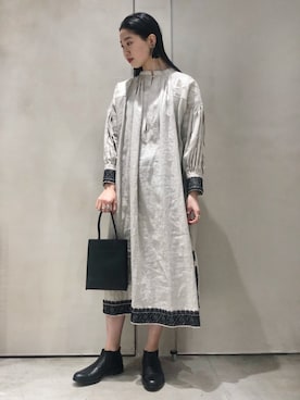「note et silence （ノートエシロンス）のアイテム（バッグ）」を使った、note et silence.さん（レディース・160cm）の春コーディネート