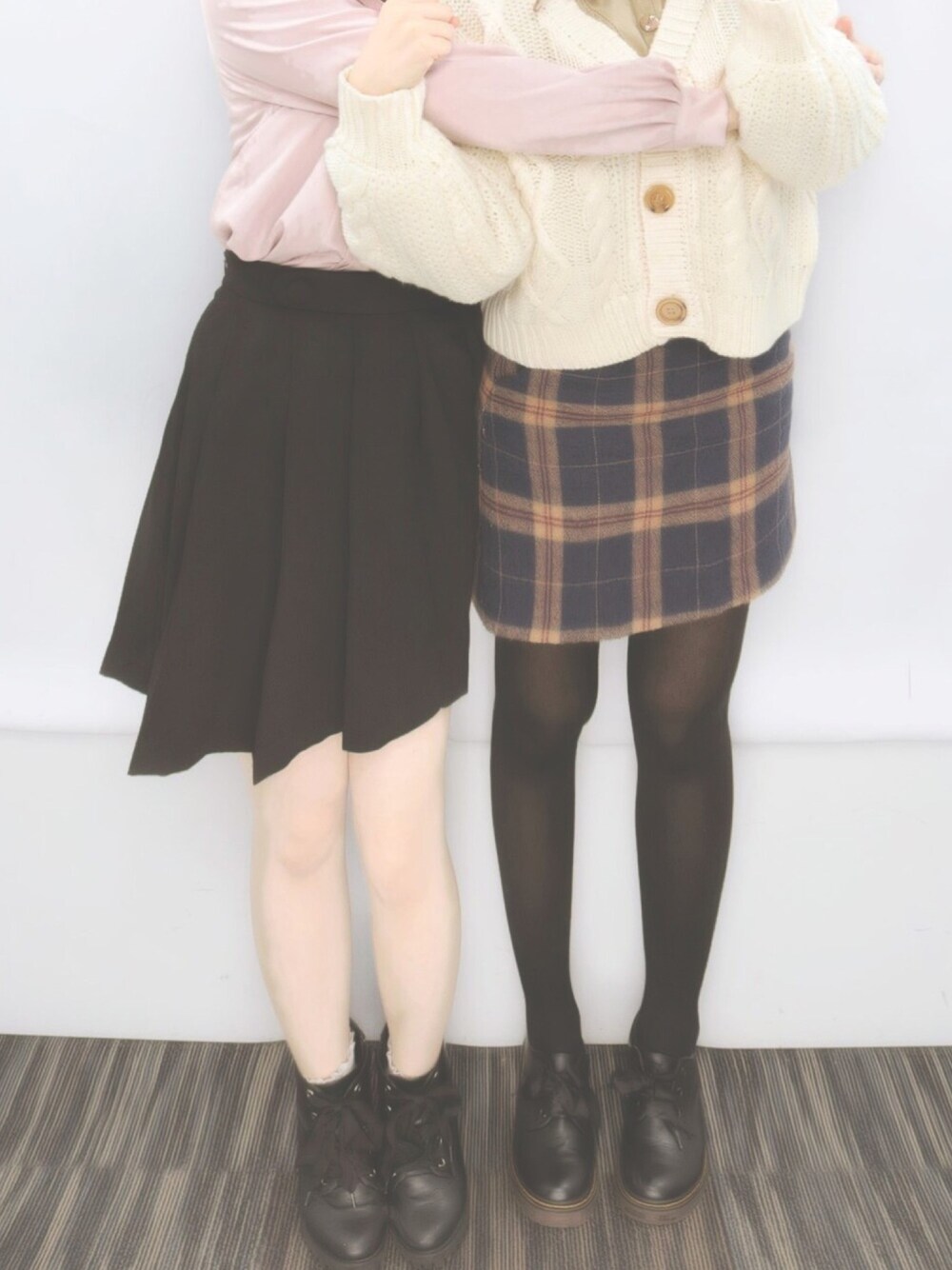 「evelyn、量産型、ブラウス、プリーツスカート、プリーツスカート　黒」｜「evelynのアイテム（シャツ/ブラウス、ピンク系）」を使った、むちゃんʕ•̫͡•ʔさん（レディース・156cm）の春コーディネートの1枚目の写真