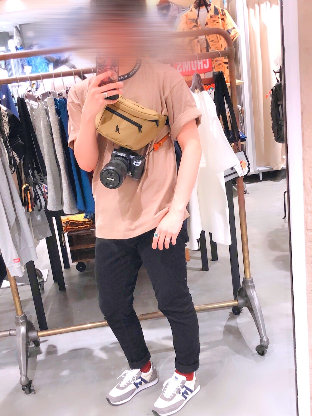 「今日のコーデ、シンプルコーデ」｜「KANGOLの【KANGOL】別注襟ジャガードTシャツ/833230（Tシャツ/カットソー、ベージュ系）」を使った、ゆうさん（メンズ・172cm）の春コーディネートの1枚目の写真