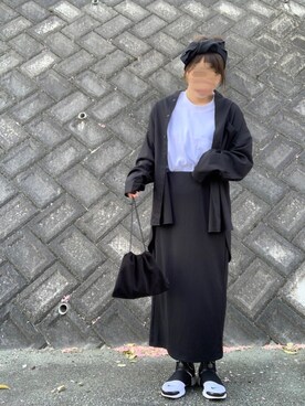 ヘアバンドを使った 黒シャツ のレディース人気ファッションコーディネート Wear