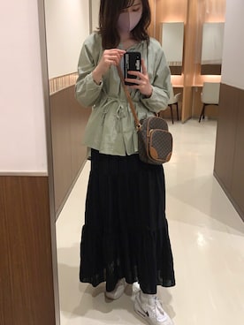 「アイテム（PC・スマホグッズ/家電）」を使った、𝐑𝐢𝐧𝐚さん（レディース・166cm・20代）の春コーディネート