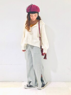 「スリットパンツ」｜「アイテム（ハンチング/ベレー帽）」を使った、asukaさん（レディース・157cm）の冬コーディネート