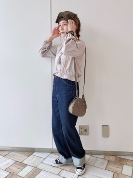 「刺繍」｜「アイテム（アナログ腕時計）」を使った、asukaさん（レディース・157cm）の秋コーディネート