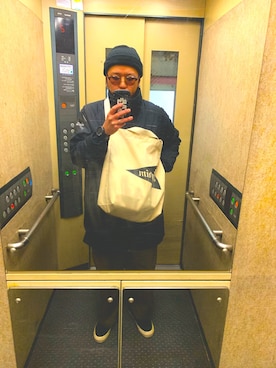 「モンスターパーカー」｜「アイテム（腕時計）」を使った、$taka$さん（メンズ・173cm）の冬コーディネート