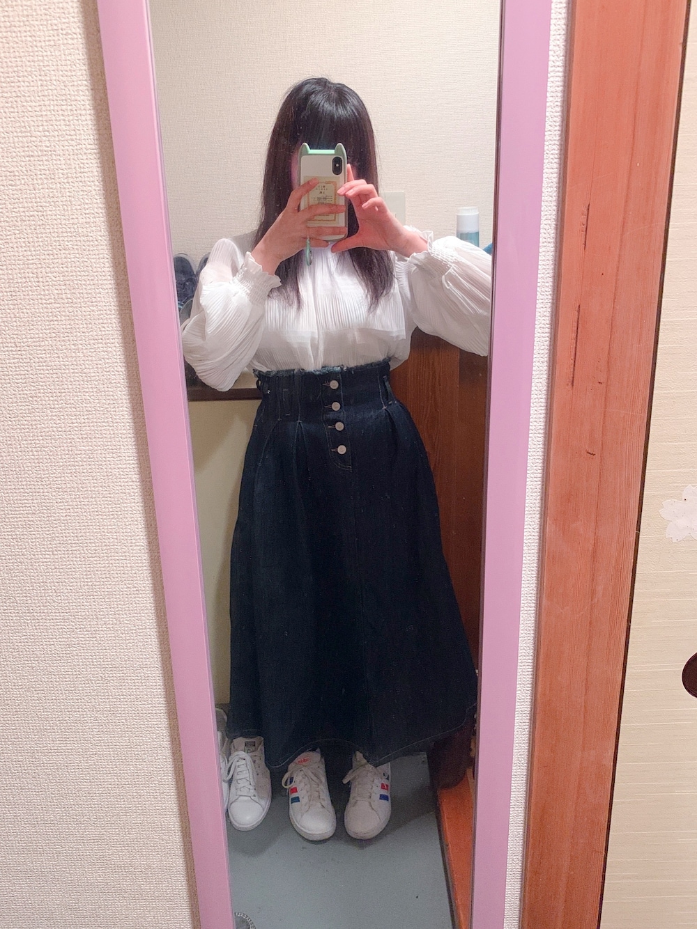 「GRLのアイテム（スカート、ブルー系）」を使った、☺︎❁︎marin❁☺︎さん（レディース・149cm）の春コーディネートの1枚目の写真