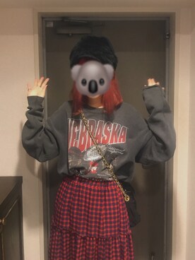 「merotのアイテム（スカート、レッド系）」を使った、ぱてぃチャンさん（レディース・167cm）の秋コーディネート