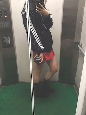 「赤スカート」｜「アイテム（ブルゾン）」を使った、ぱてぃチャンさん（レディース・168cm）の夏コーディネート