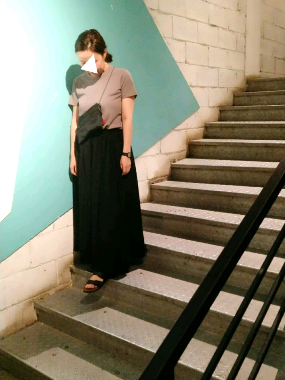 「优衣库、简单、日系」｜「BIRKENSTOCKのアイテム（サンダル、ブラック系）」を使った、ko_mo_moさん（レディース・158cm）の夏コーディネートの1枚目の写真