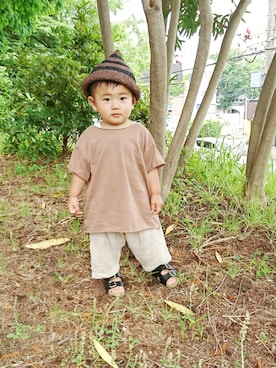 「monmimiのアイテム（Tシャツ/カットソー、ブラウン系）」を使った、RUIさん（キッズ・90cm）の夏コーディネート