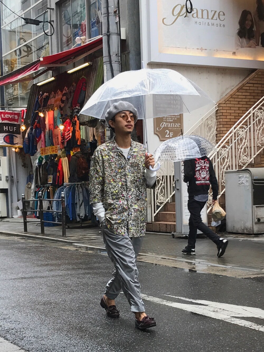 「スタッフセンバツ、梅雨、雨の日コーデ、シャツスタイル、gardenosaka、ootd、カラフル、LEMAIRE」｜「LEMAIREのアイテム（シャツ/ブラウス、その他）」を使った、GARDEN  takumiさん（メンズ・167cm）の夏コーディネートの1枚目の写真