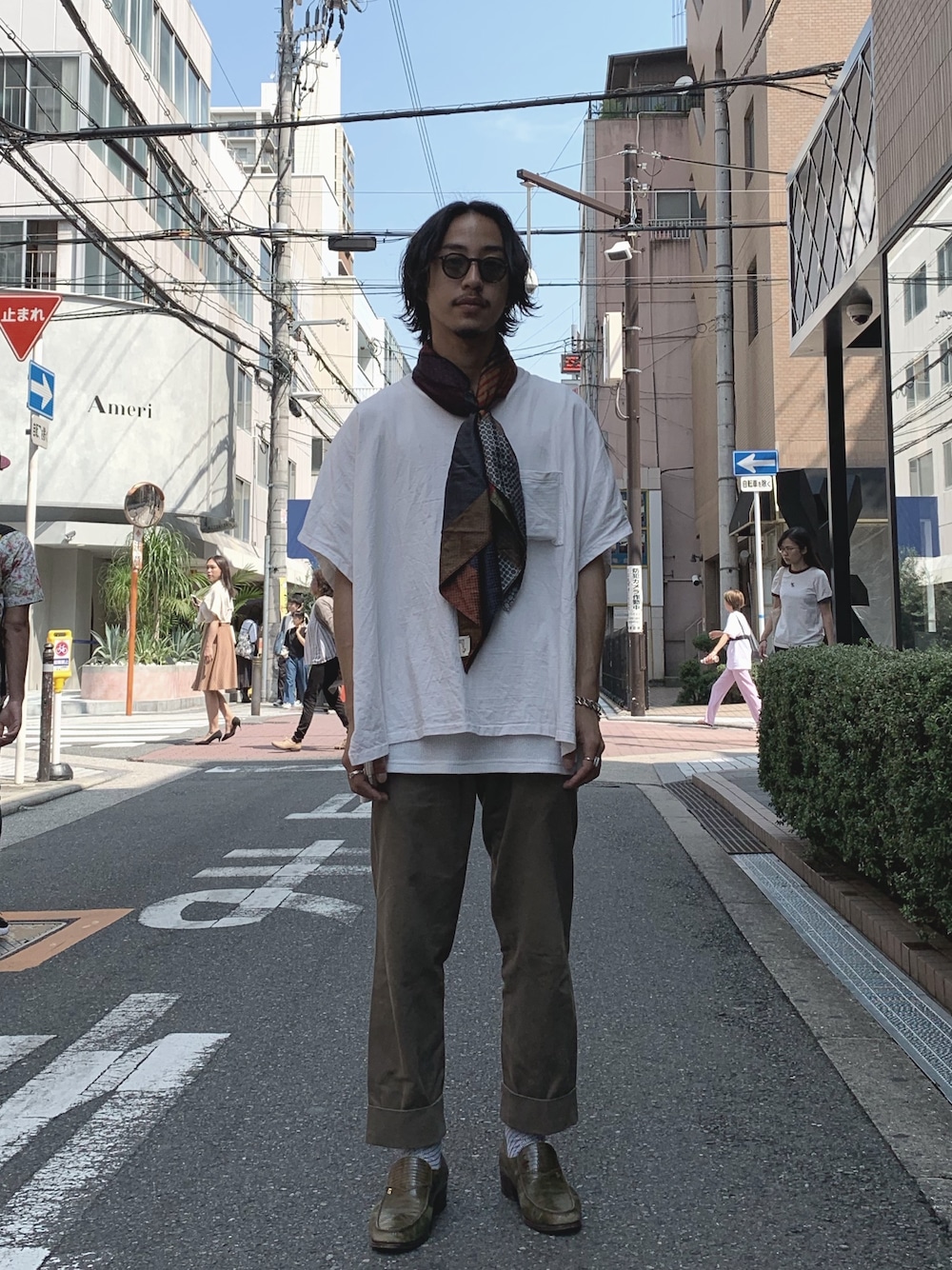 「シンプル、夏コーデ、大人カジュアル、休日スタイル、いいね、save、フォローお願いします🤑、Tシャツ、ビッグT、ootd、gardenosaka」｜「CLAMPのアイテム（ストール/ショール、その他）」を使った、GARDEN  takumiさん（メンズ・167cm）の夏コーディネートの1枚目の写真