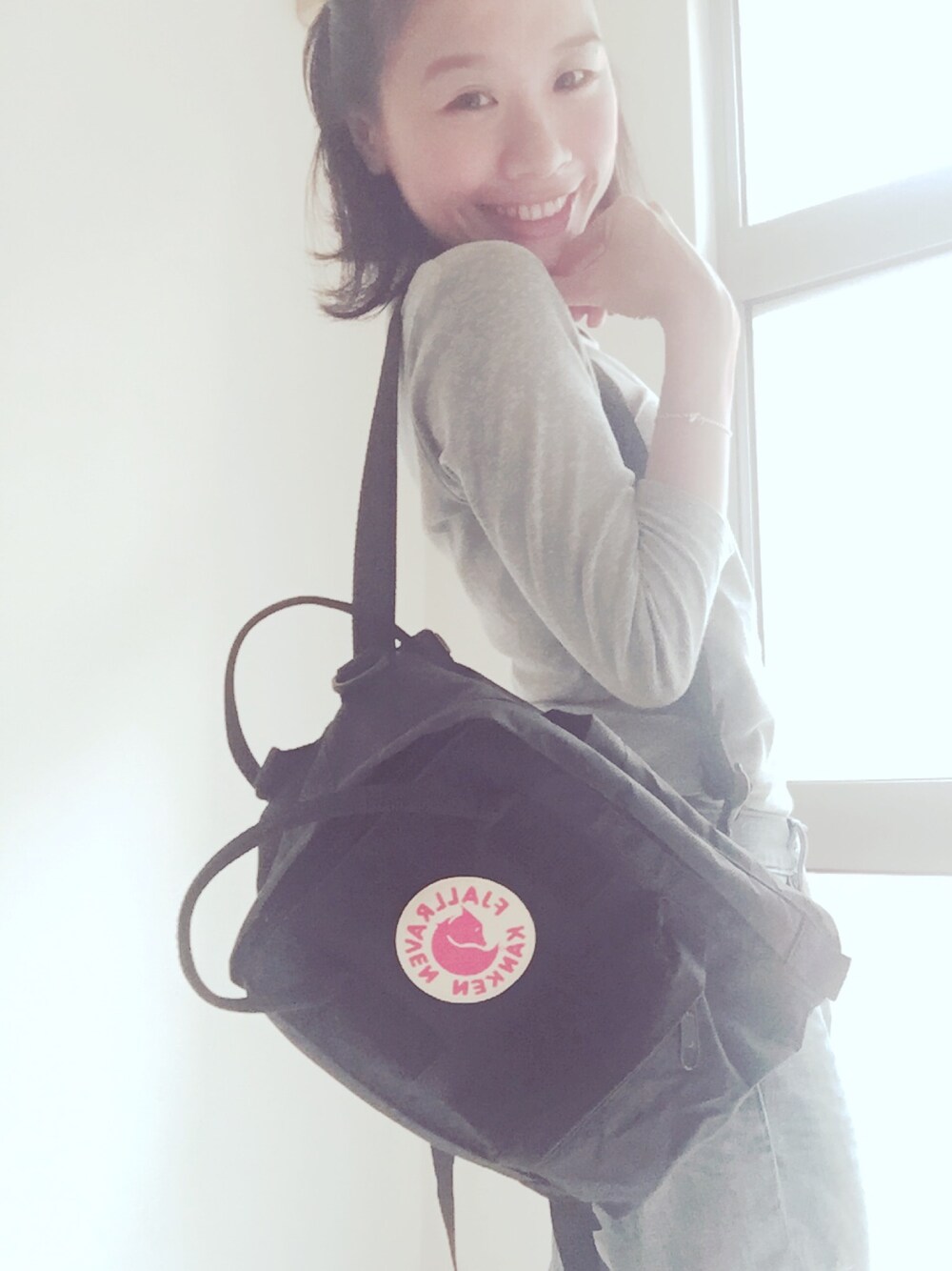 「Fjallraven Kankenのアイテム（バックパック/リュック、ブラック系）」を使った、ミミ©さん（レディース・148cm）の春コーディネートの1枚目の写真