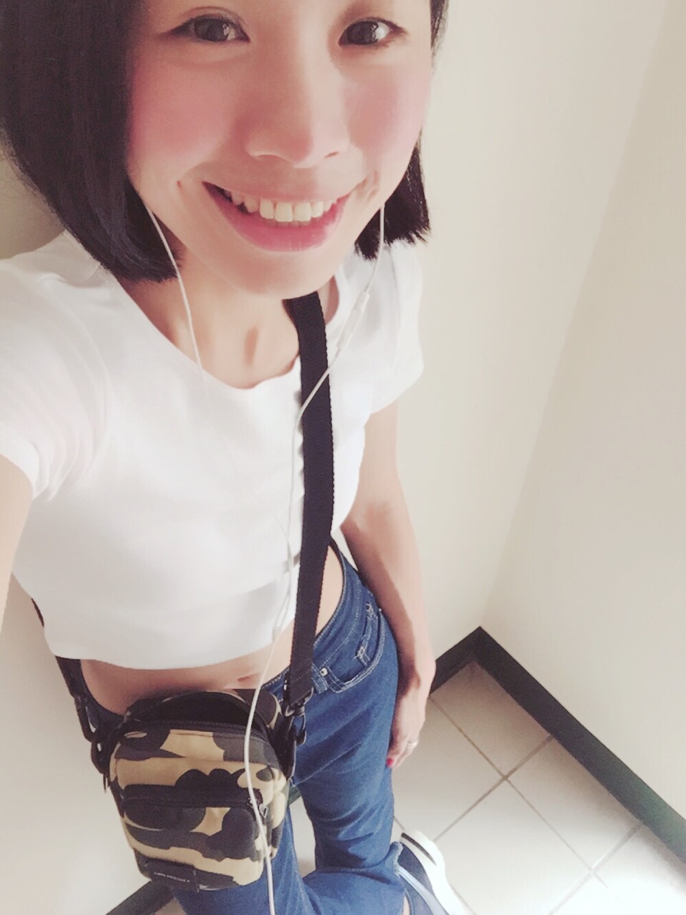 「H&Mのアイテム（Tシャツ/カットソー、ホワイト系）」を使った、ミミ©さん（レディース・148cm）の夏コーディネートの1枚目の写真