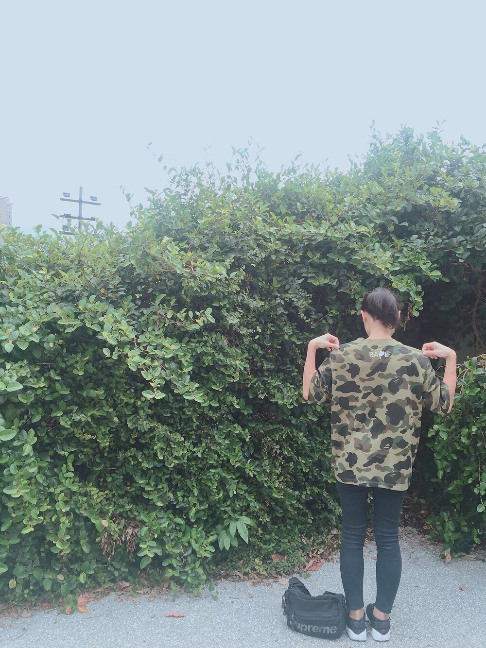 「A BATHING APEの1ST CAMO MOCK NECK WIDE TEE L（Tシャツ/カットソー、グリーン系）」を使った、ミミ©さん（レディース・148cm）の秋コーディネートの1枚目の写真