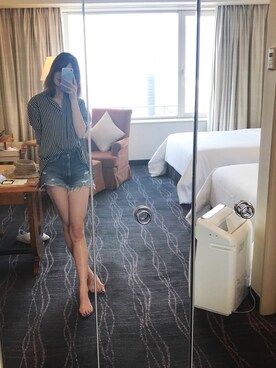 「NINE（ナイン）のアイテム（シャツ/ブラウス、ブルー系）」を使った、kumata さん（レディース・166cm）の夏コーディネート