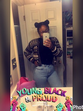 Ashley Smash Carheeさんのコーディネート