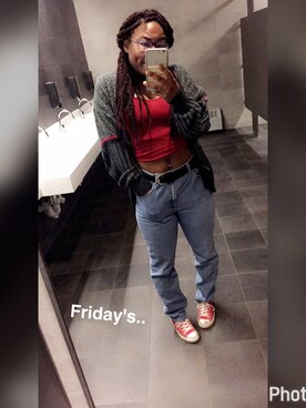 Ashley Smash Carheeさんのコーディネート