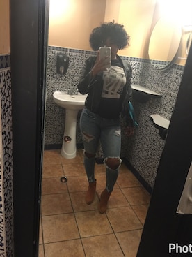 Ashley Smash Carheeさんのコーディネート