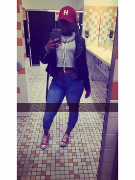 Ashley Smash Carheeさんのコーディネート