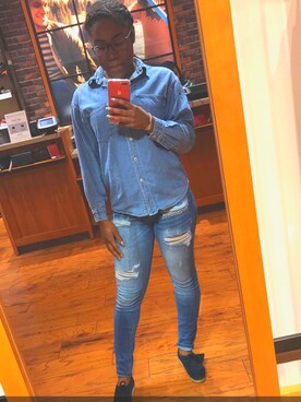 Ashley Smash Carheeさんのコーディネート