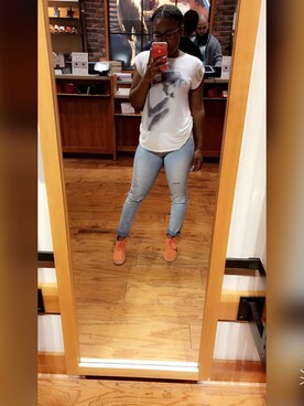 Ashley Smash Carheeさんのコーディネート