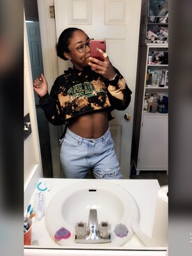 Ashley Smash Carheeさんのコーディネート