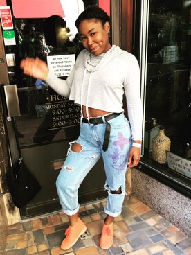 Ashley Smash Carheeさんのコーディネート