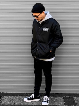 「Guess（ゲス）のアイテム（スニーカー）」を使った、KOTAさん（メンズ・173cm）の冬コーディネート