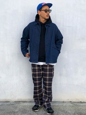 「アイテム（スラックス、ブルー系）」を使った、KOTAさん（メンズ・173cm）の冬コーディネート