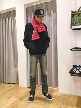 「HYSTERIC GLAMOUR（ヒステリックグラマー）のアイテム（バンダナ/スカーフ）」を使った、Tatsuさん（メンズ・180cm）の冬コーディネート