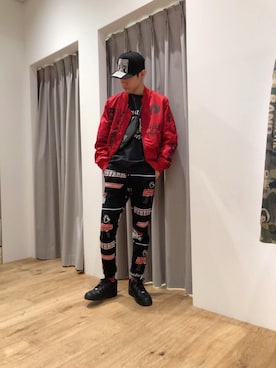 「アイテム（ミリタリージャケット、レッド系）」を使った、Tatsuさん（メンズ・180cm）の秋コーディネート