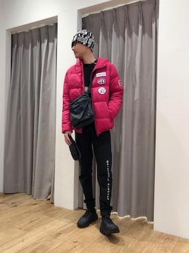 「コラボレーション」｜「アイテム（ダウンジャケット/コート）」を使った、Tatsuさん（メンズ・180cm）の冬コーディネート
