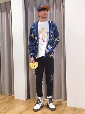 「アイテム（ポーチ、イエロー系）」を使った、Tatsuさん（メンズ・180cm）の冬コーディネート