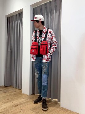 「アイテム（カバーオール、レッド系）」を使った、Tatsuさん（メンズ・180cm）の春コーディネート