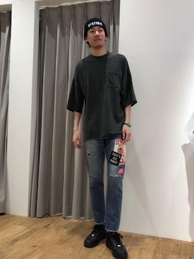 「アイテム（バングル/リストバンド、ブルー系）」を使った、Tatsuさん（メンズ・180cm）の夏コーディネート