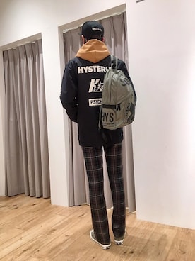 「HYSTERIC GLAMOUR（ヒステリックグラマー）のHYS WHISKY柄 刺繍キャップ（キャップ）」を使った、Tatsuさん（メンズ・180cm）の冬コーディネート