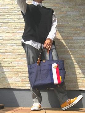 「H&M（エイチ・アンド・エム）のアイテム（シャツ/ブラウス、ホワイト系）」を使った、タツさん（メンズ・168cm）の春コーディネート