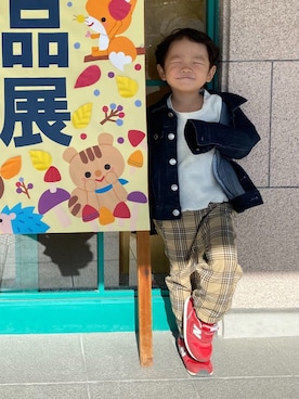 「Right-on（ライトオン）のアイテム（デニムジャケット）」を使った、Sさん（キッズ・90cm）の秋コーディネート