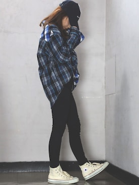 「NYLAUS（ナイラス）のアイテム」を使った、kaaaaanaさん（レディース・155cm）の秋コーディネート