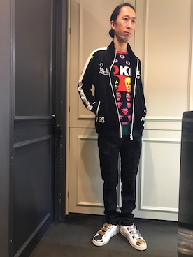 「カシミヤ」｜「アイテム（ジャージ）」を使った、おかださん（メンズ・175cm）の秋コーディネート