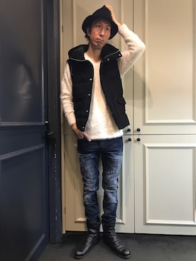 「ISAMU KATAYAMA BACKLASH（イサムカタヤマバックラッシュ）のアイテム（ダウンベスト）」を使った、おかださん（メンズ・175cm）の秋コーディネート