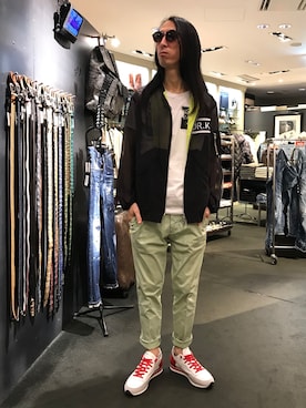 「シースルー」｜「アイテム（ジャケット/アウター）」を使った、おかださん（メンズ・175cm）の夏コーディネート