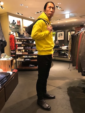 「DSQUARED2（ディースクエアード）のアイテム（パーカー）」を使った、おかださん（メンズ・175cm）の冬コーディネート