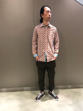 「DSQUARED2（ディースクエアード）のアイテム（シューズ）」を使った、おかださん（メンズ・175cm）の冬コーディネート