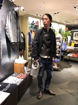 「DSQUARED2（ディースクエアード）のアイテム（シューズ）」を使った、おかださん（メンズ・175cm）の冬コーディネート