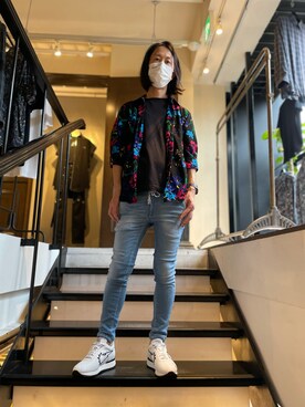 「TRANSIT（トランジット）のアイテム（トップス）」を使った、おかださん（メンズ・175cm）の春コーディネート