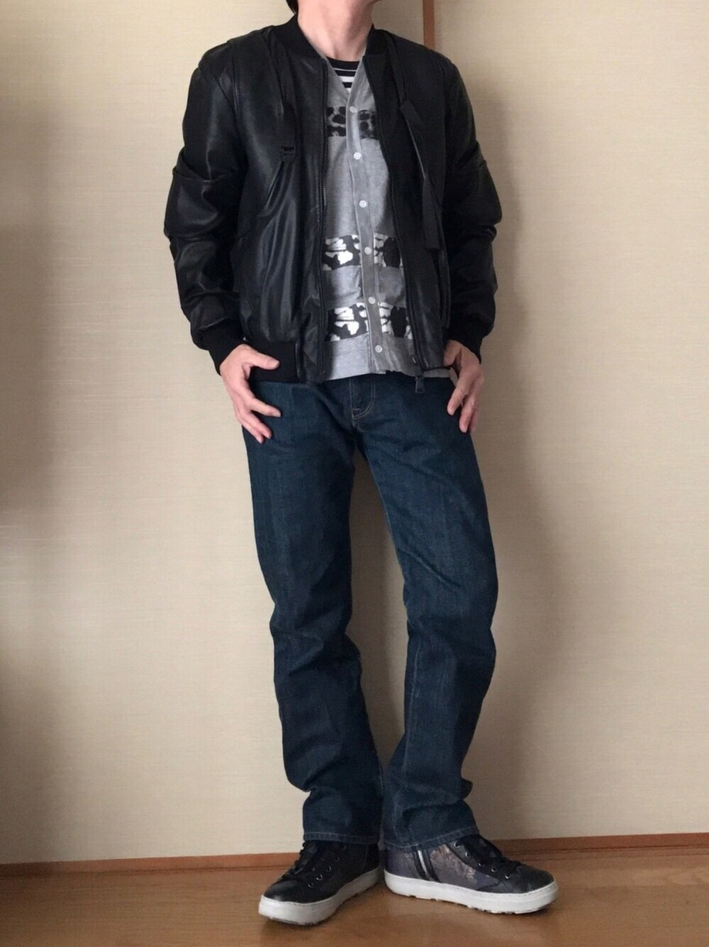「革ジャン、デニム、ブーツ、個性的、西陣織、自己満足」｜「MARCELO BURLONのアイテム（ジャケット/アウター、ブラック系）」を使った、piyo🐤💨さん（メンズ・164cm）の冬コーディネートの1枚目の写真